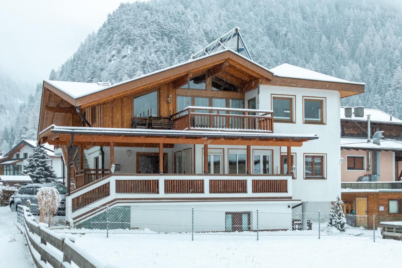 Haus Suban Lägenhet Längenfeld Exteriör bild
